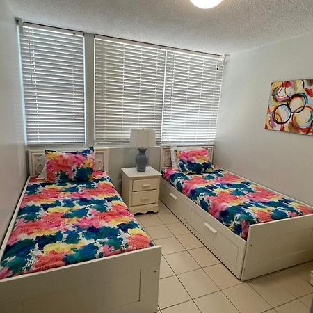 Ocean Front 2 Bedroom & Bath In Isla Verde San Juan Zewnętrze zdjęcie