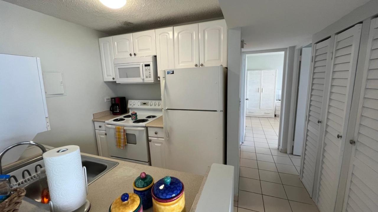 Ocean Front 2 Bedroom & Bath In Isla Verde San Juan Zewnętrze zdjęcie